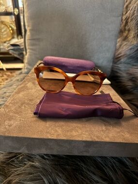 Gucci GG Monogram Round  Sunglasses New Havana and Antique Gold Frame